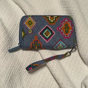 NWOT Vera Bradley Aztec Wristlet